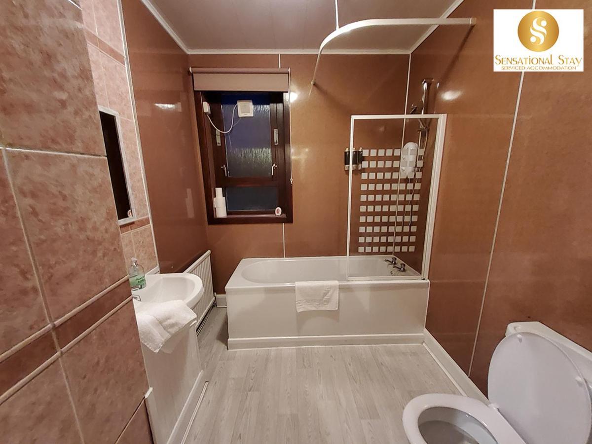 Sensational Stay Short Lets & Serviced Accommodation 2 Bedroom Apartment Aberdeen, Middlefield Place Dış mekan fotoğraf