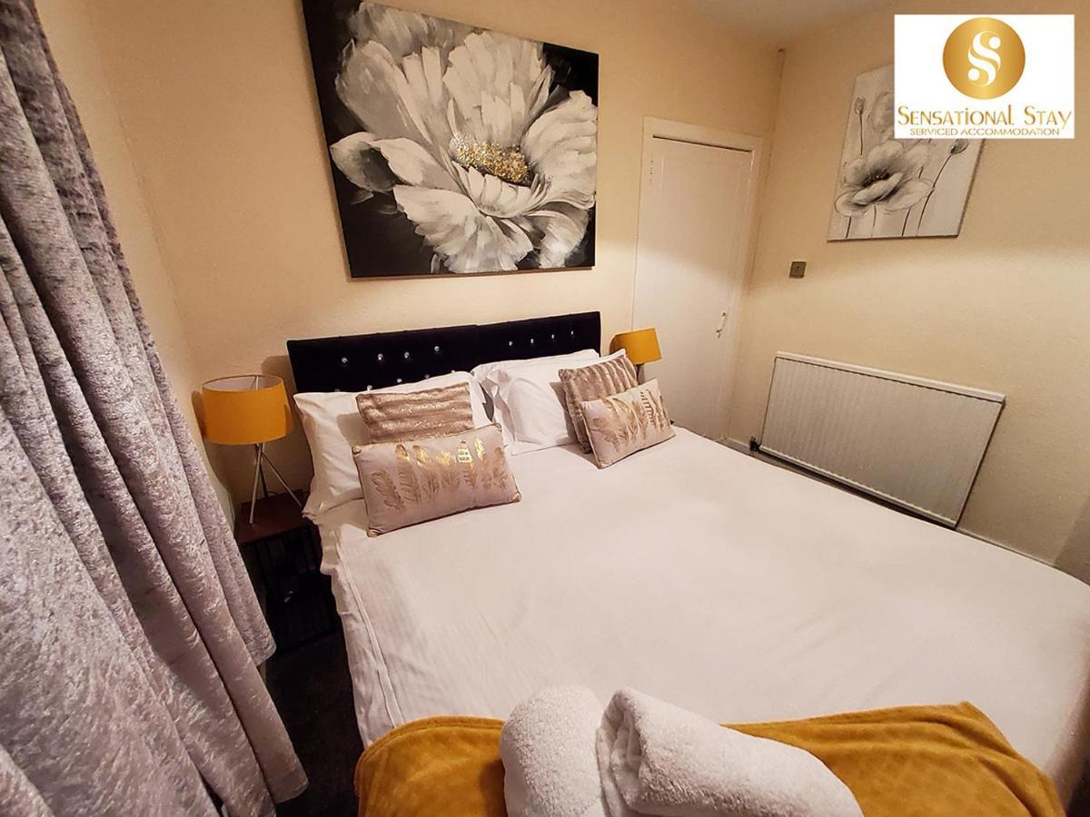 Sensational Stay Short Lets & Serviced Accommodation 2 Bedroom Apartment Aberdeen, Middlefield Place Dış mekan fotoğraf