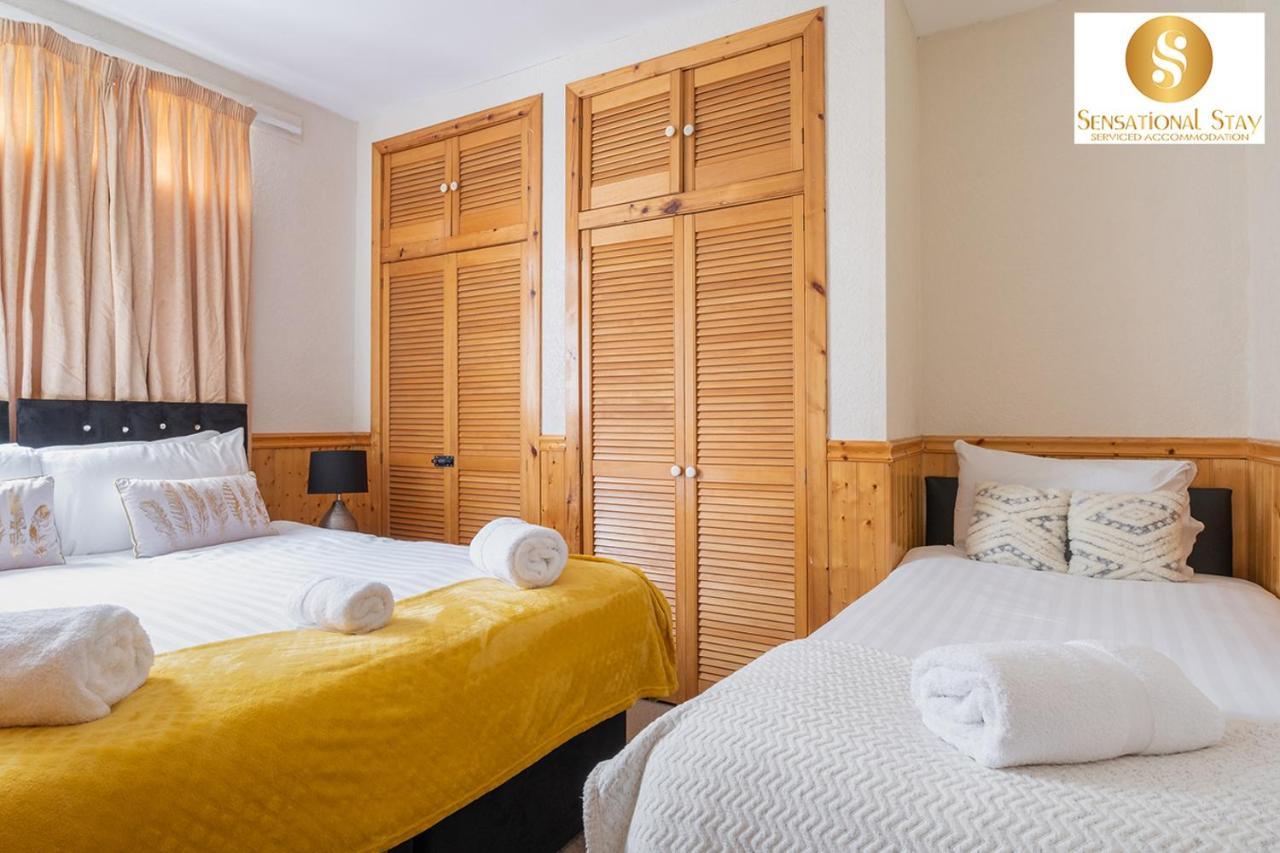 Sensational Stay Short Lets & Serviced Accommodation 2 Bedroom Apartment Aberdeen, Middlefield Place Dış mekan fotoğraf