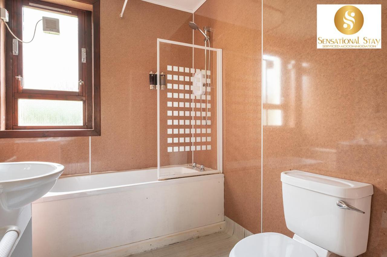 Sensational Stay Short Lets & Serviced Accommodation 2 Bedroom Apartment Aberdeen, Middlefield Place Dış mekan fotoğraf