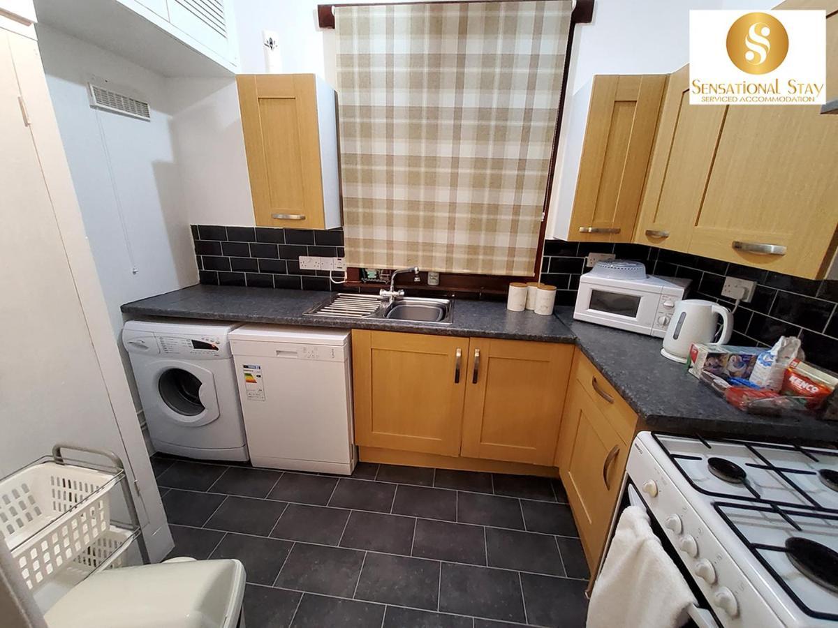 Sensational Stay Short Lets & Serviced Accommodation 2 Bedroom Apartment Aberdeen, Middlefield Place Dış mekan fotoğraf